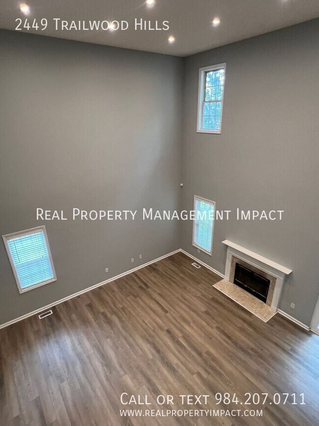 Building Photo - 2449 Trailwood Hills Dr