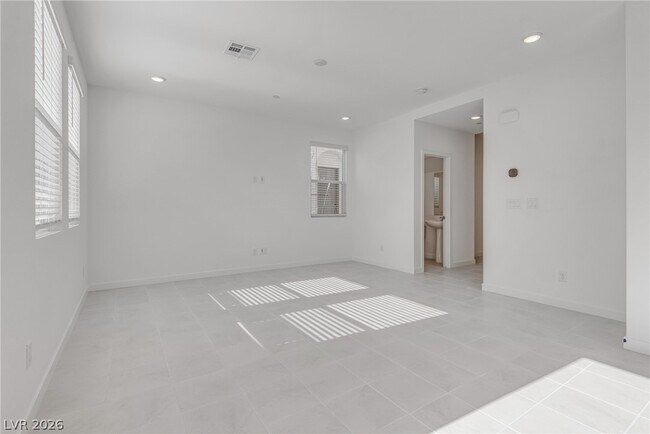 Building Photo - 10728 Rhinehill Ave