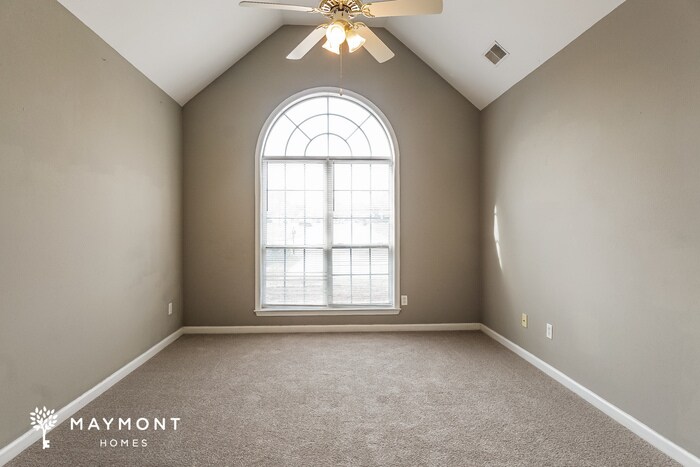 Building Photo - 328 Camden Cove Cir