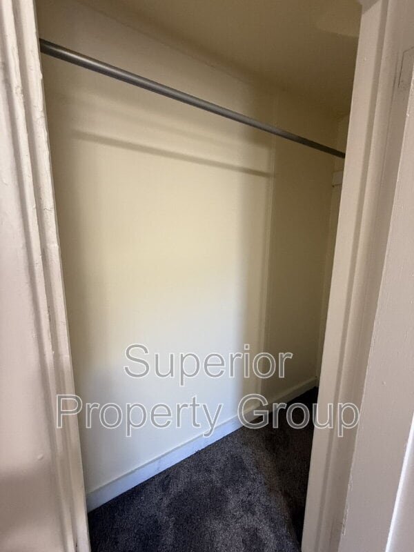 Building Photo - 18 N Fair Oaks Ave