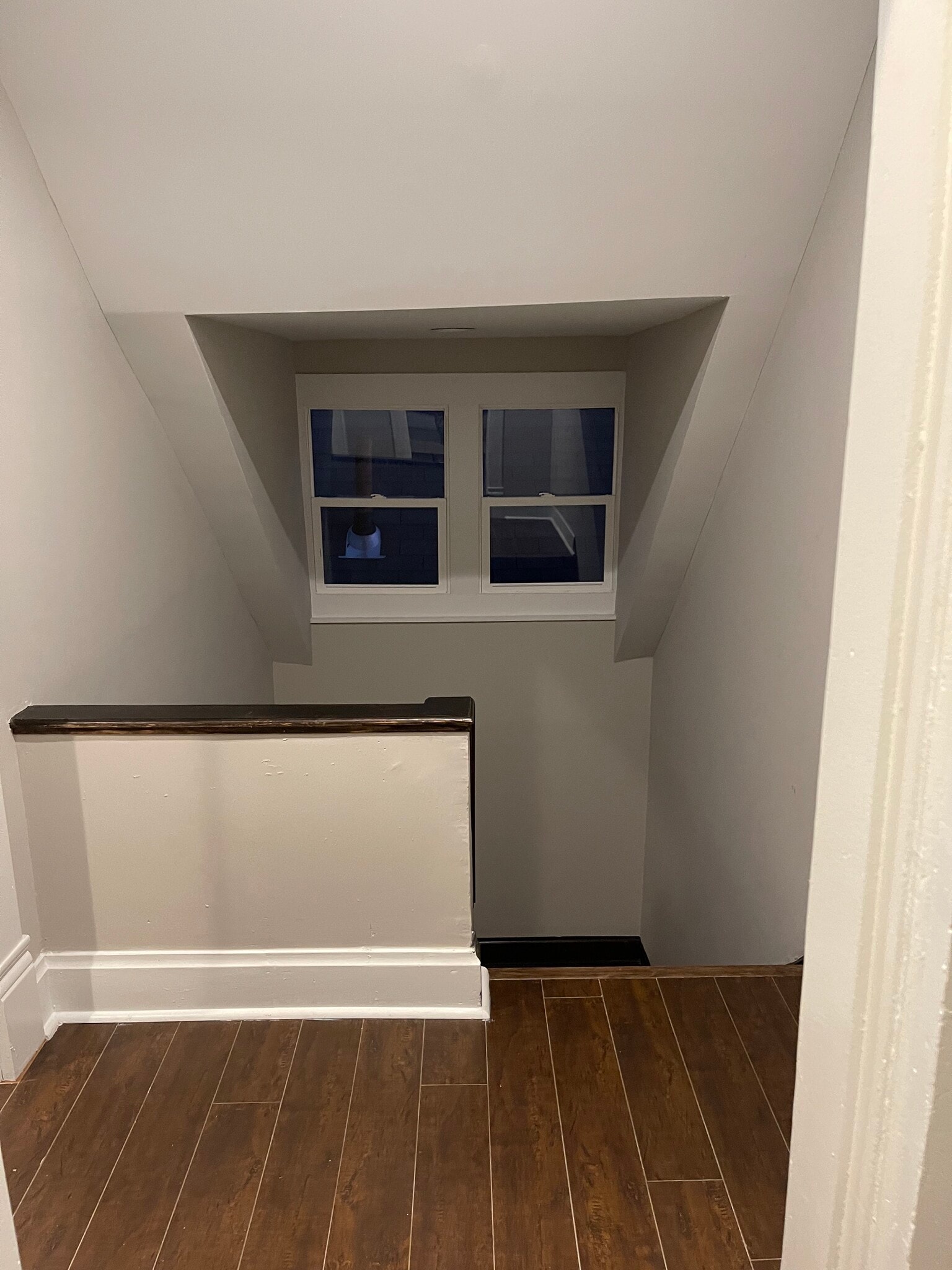 Building Photo - 501 Saint Clair Ave