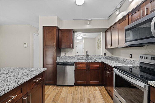 Building Photo - 2941 Lowell Ct