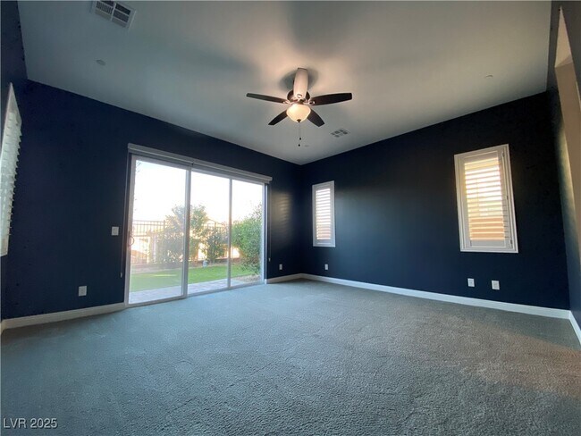 Building Photo - 3120 Pavilio Dr