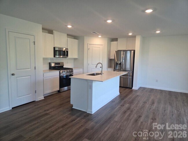 Building Photo - 718 Espresso Dr