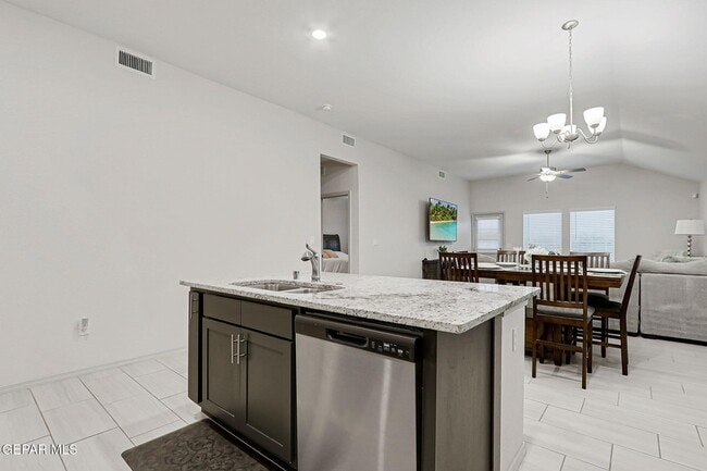 Building Photo - 7416 Tamarack Pl