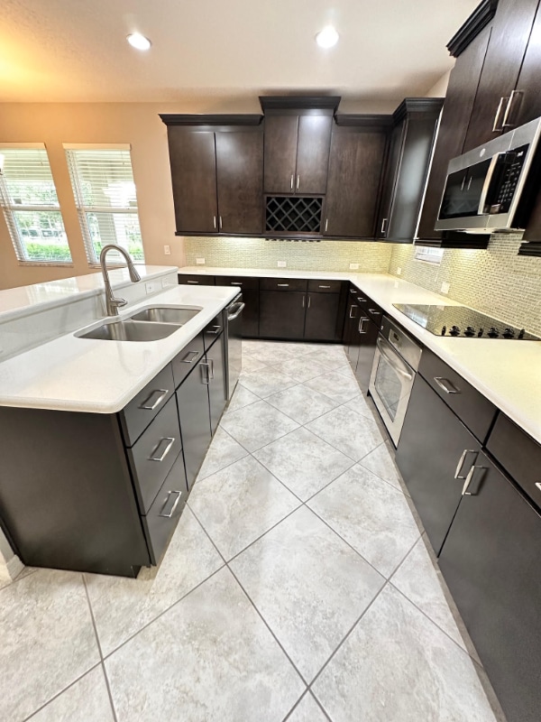 Building Photo - 4941 Maple Park St