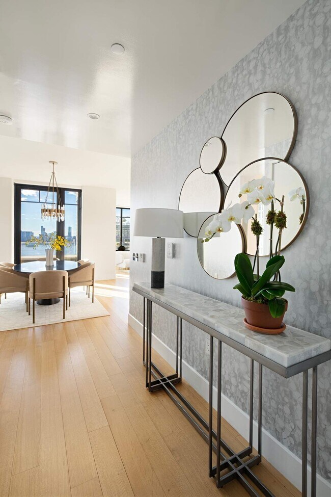 Building Photo - 110 Charlton St