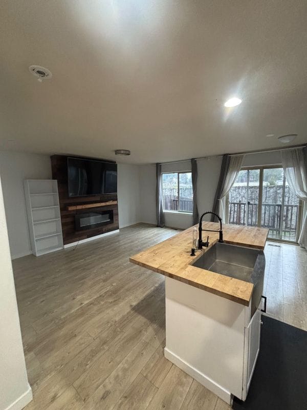 Building Photo - 845 NE 109th Ct