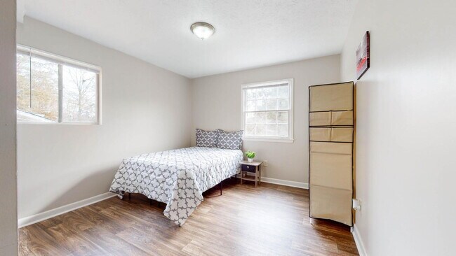 Building Photo - The Winmar | Enjoy convenient living in Conley, only 3 minutes away from the SR 42 @ Rock Cut Pl ...