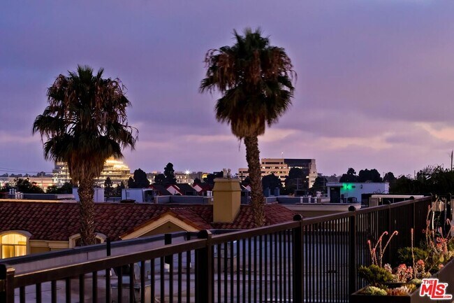 Building Photo - 1828 Butler Ave