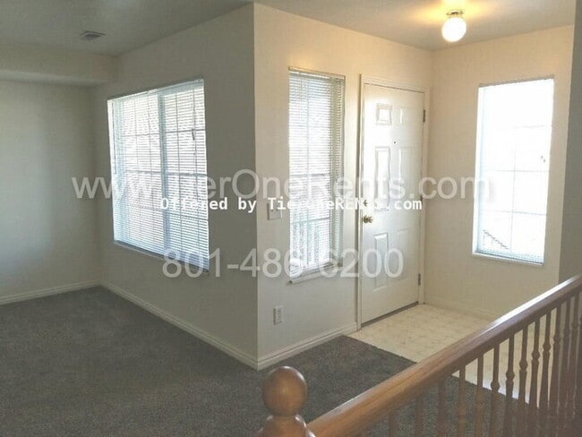 Building Photo - NO DEPOSIT option available for qualified renters!