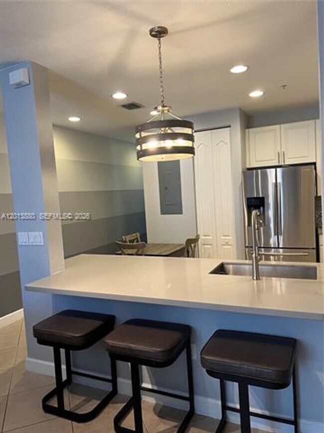 Building Photo - 808 SW 147th Ave