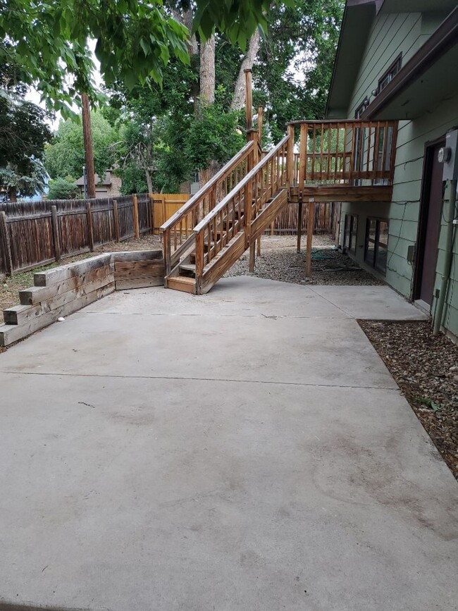 Building Photo - STUDENTS WELCOME! 4 Bed 2 Bath Single Fami...