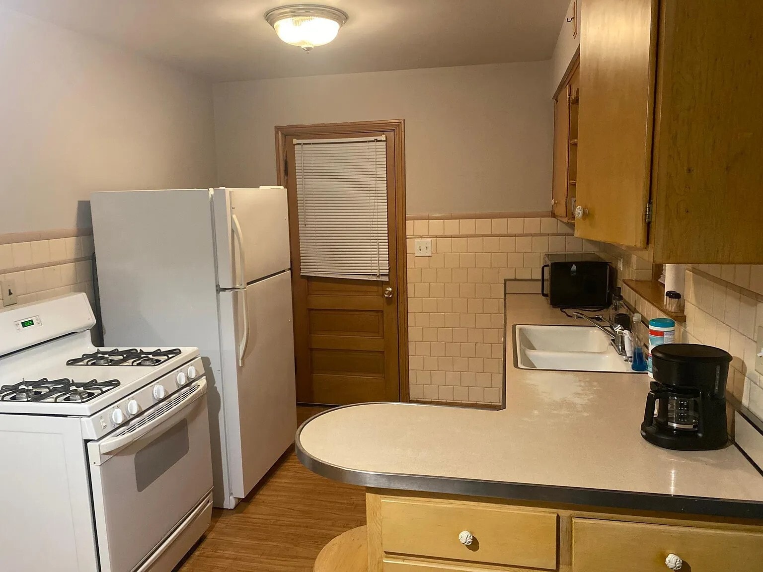 Building Photo - 5530 N Major Ave