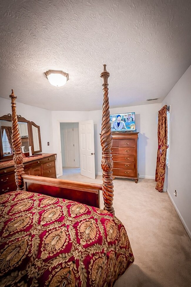 Building Photo - 617 Lufkin Cir