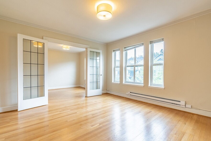 Interior Photo - Lakeside Apartments