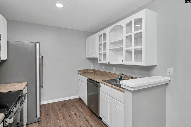 Building Photo - 141 Wigmore Ln