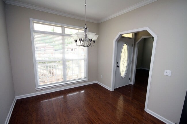 Building Photo - 344 Trent Rd