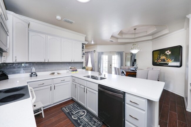 Building Photo - 103 Yellowstone Lake Dr