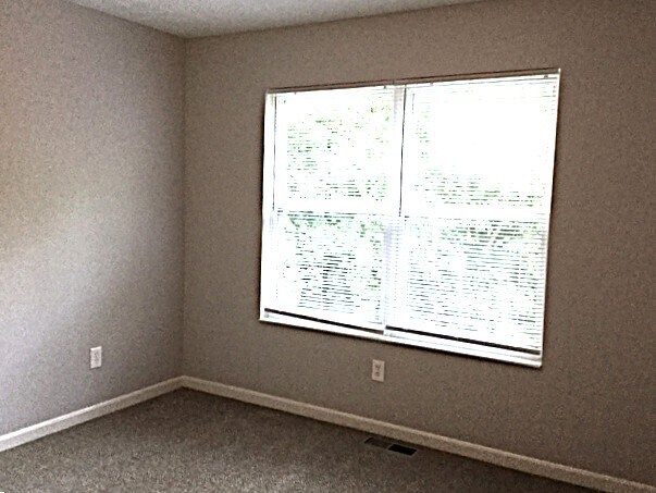 Building Photo - 3401 Winterwood Dr