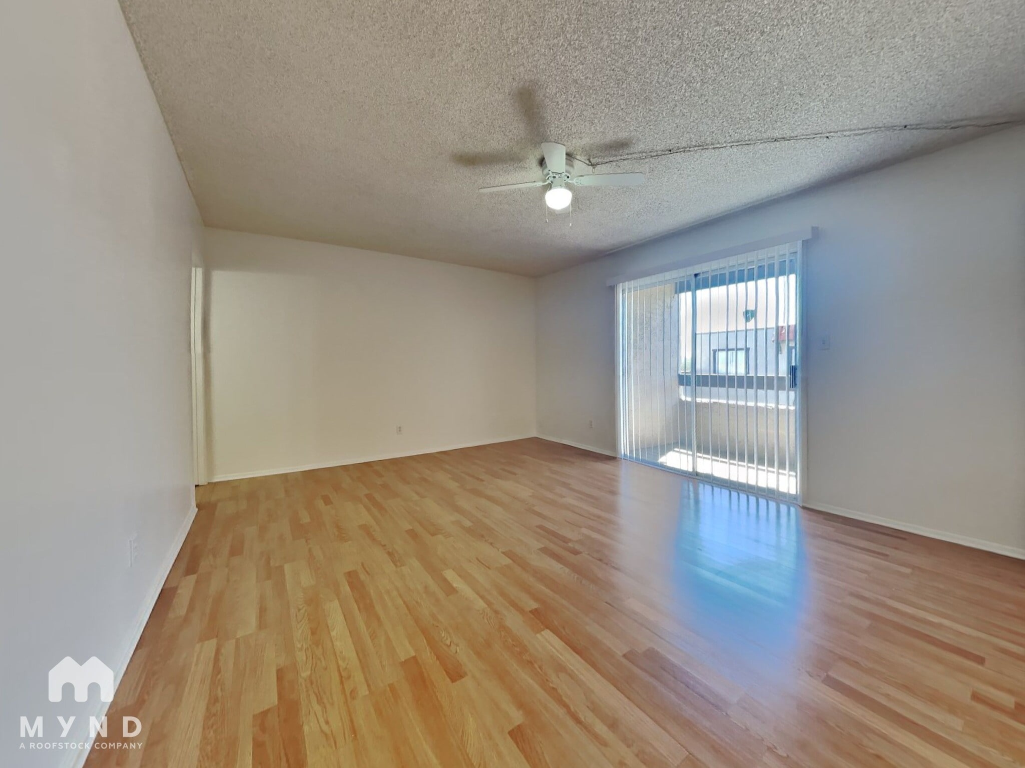 Building Photo - 4305 W Solano Dr N