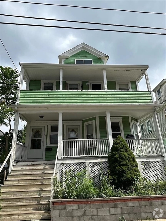 Building Photo - 19 Stanley Ave