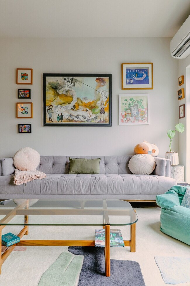 Building Photo - 4748 36th Ave S