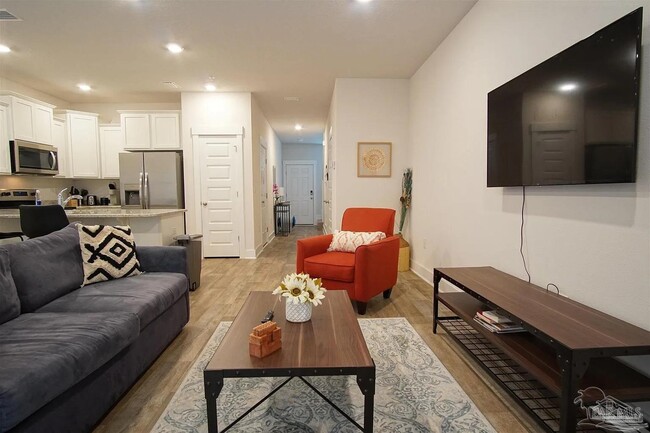 Building Photo - 1435 Iroquois Ct