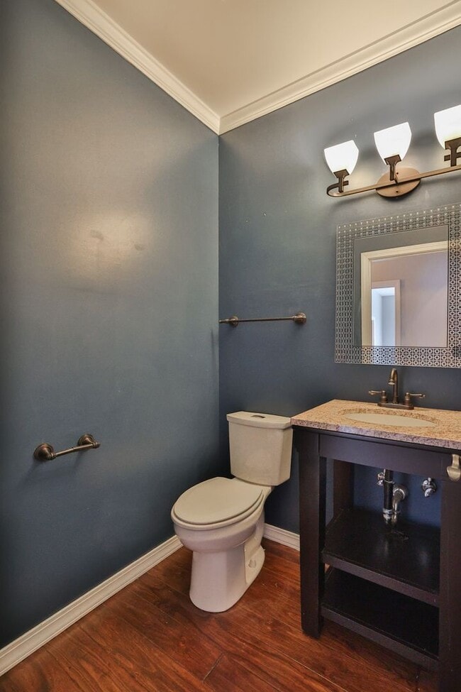 Building Photo - 3 Bedroom, 2 Bath House in Edwardsville