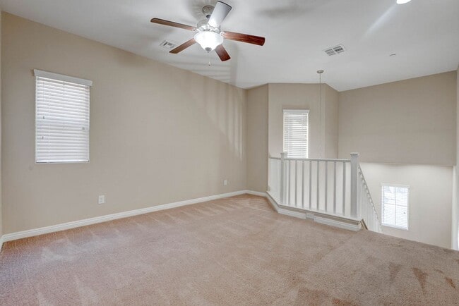 Building Photo - 1067 Fish Pond Ave