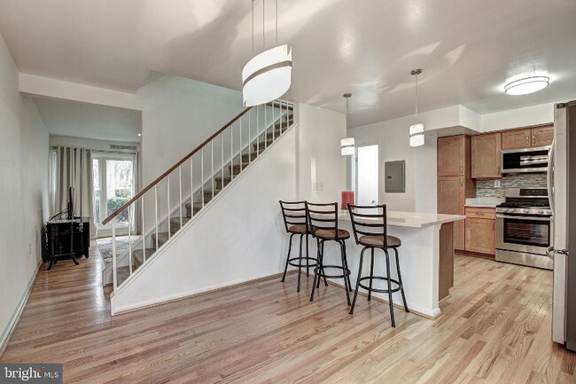 Building Photo - 4700 Parkman Ct