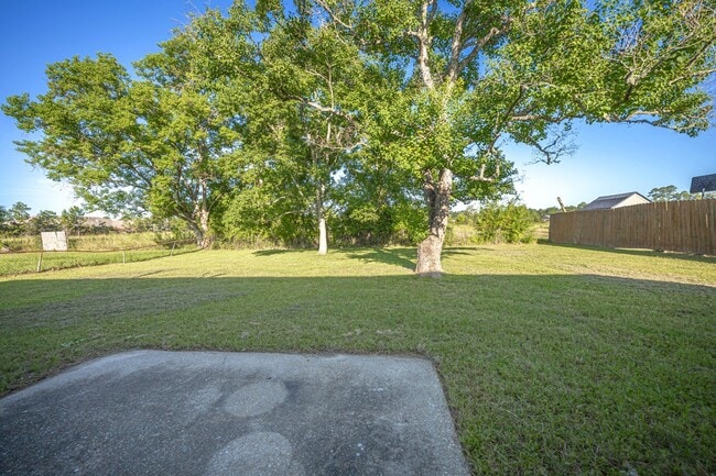 Building Photo - Charming 3-Bed, 1-Bath Home - Fully Remodeled & Move-In Ready!