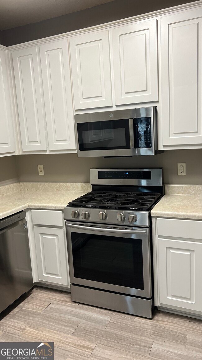 Building Photo - 4932 Antelope Cove