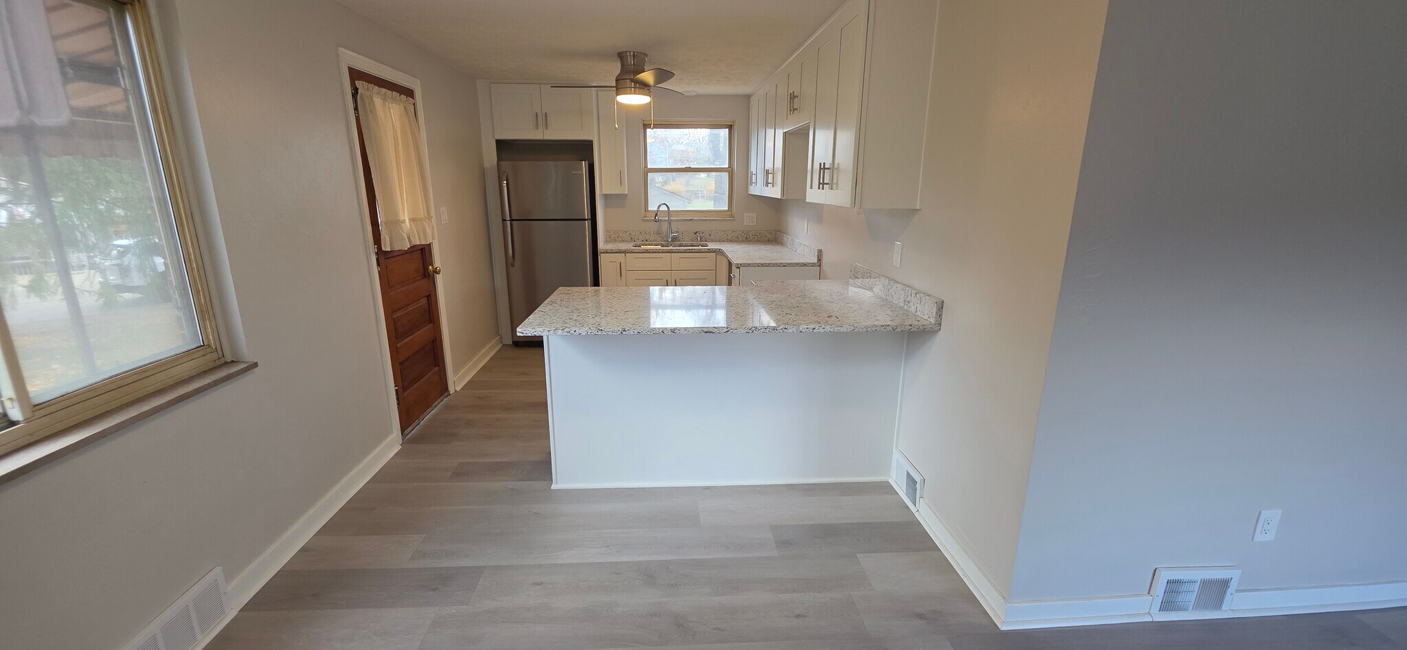 Building Photo - 5 McMichael Rd