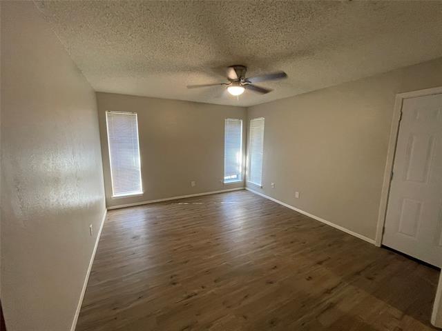 Building Photo - 8236 El Retiro Rd