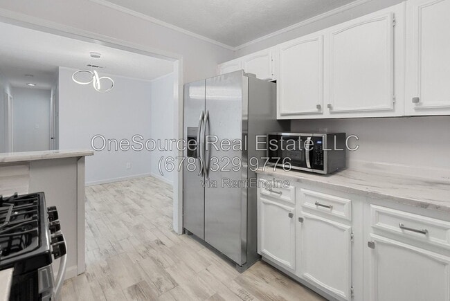 Building Photo - 1410 Augusta Dr