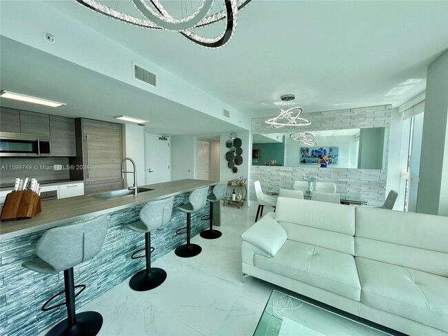 Building Photo - 400 Sunny Isles Blvd