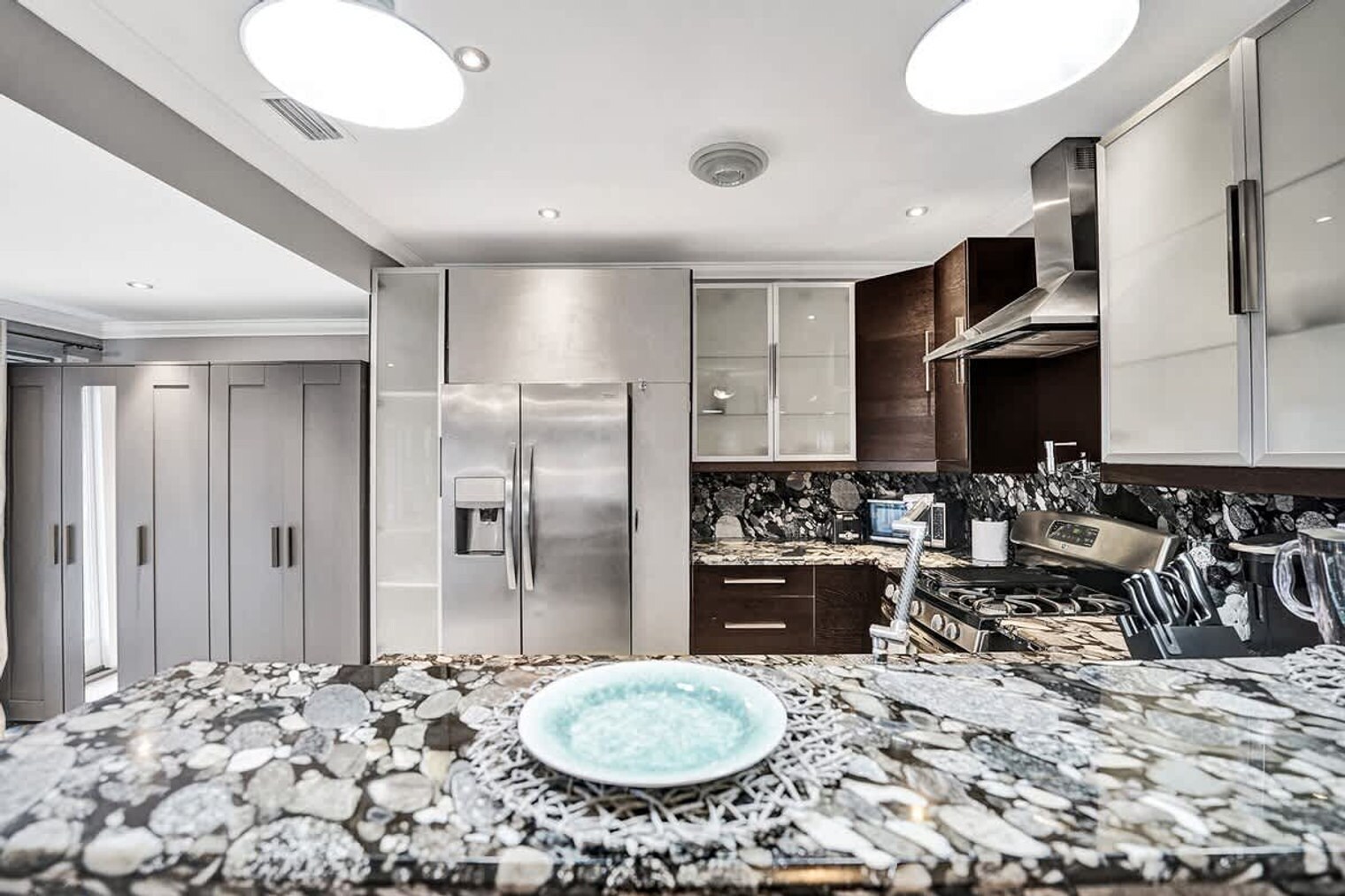 Building Photo - 37 Hendricks Isle