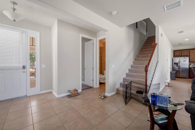 Building Photo - 5115 Longmeadow Park St