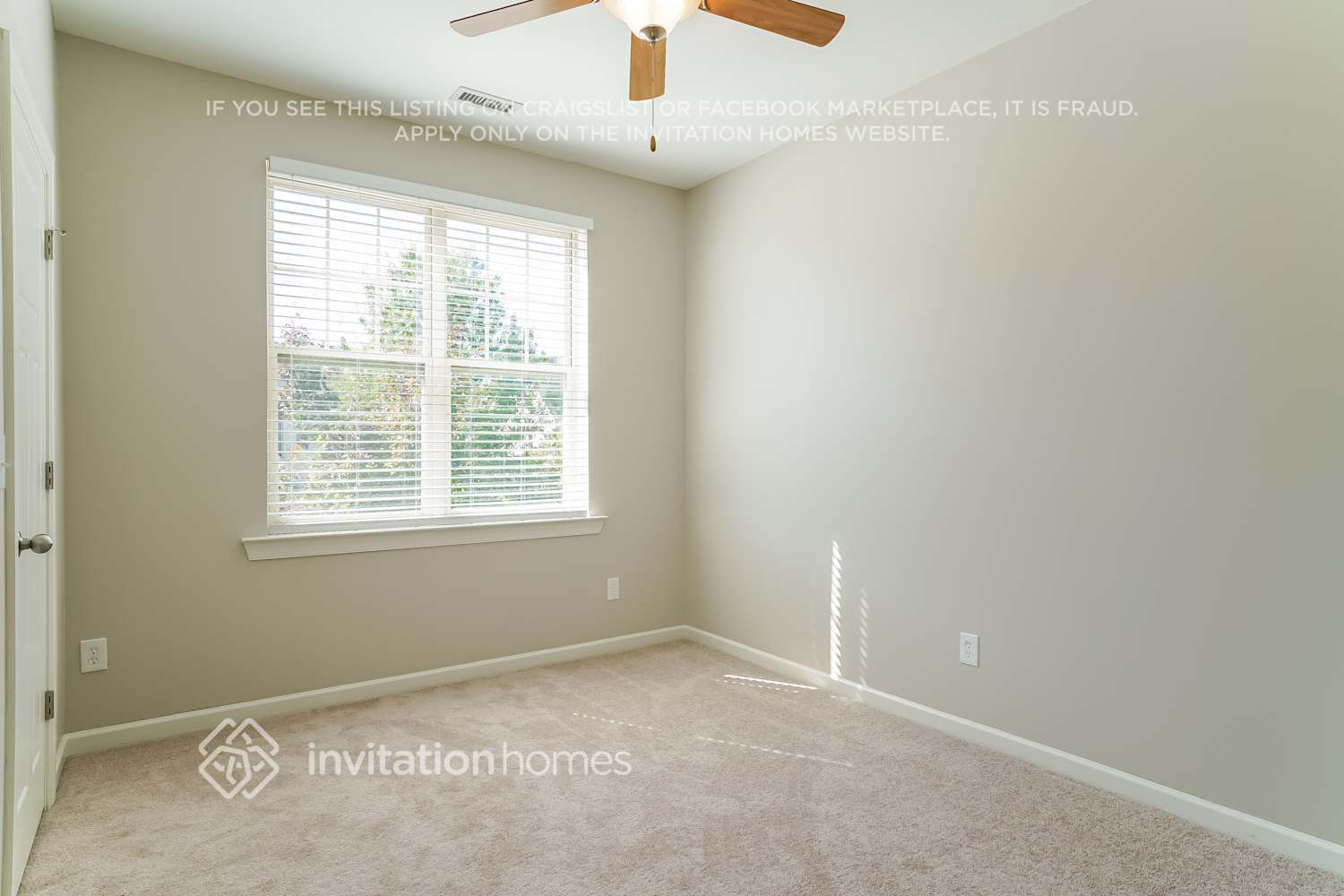 Building Photo - 1128 Shasta Daisy Dr
