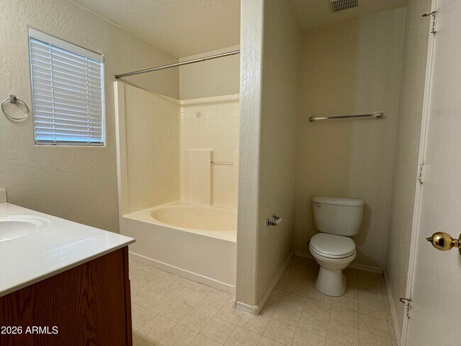 Building Photo - 4209 S Sawmill Rd