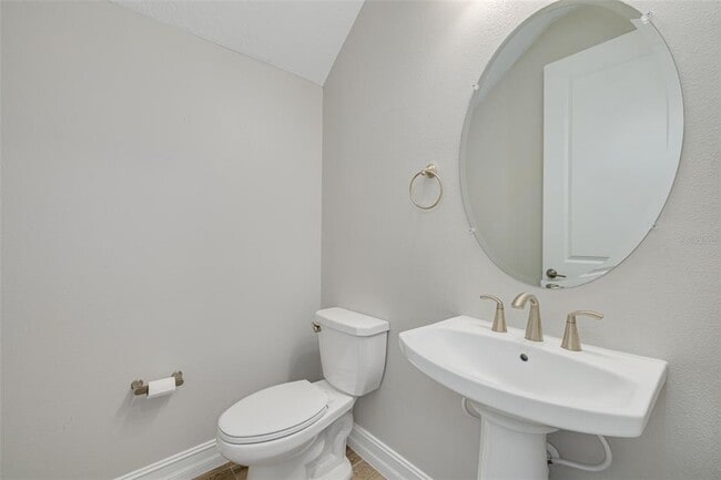 Building Photo - 5005 San Martino Dr