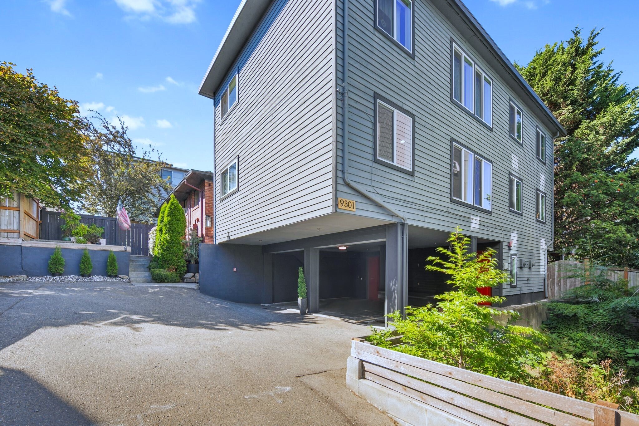 Building Photo - 9301 Linden Ave N