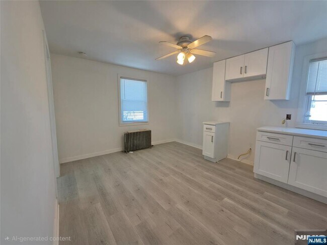 Building Photo - 683 Kingsland Ave