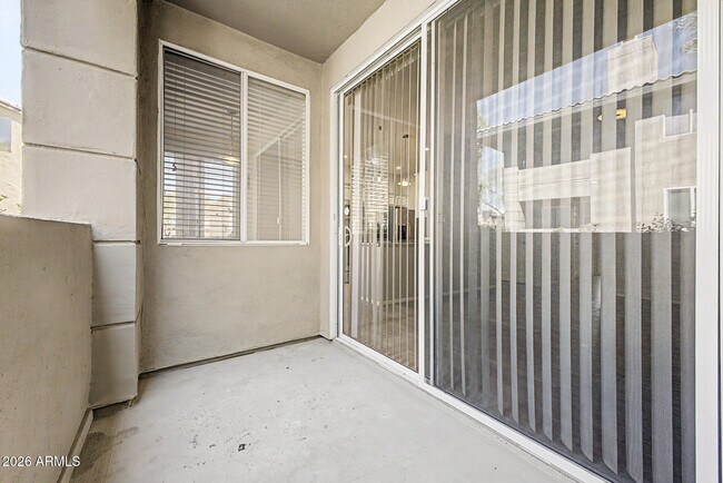 Building Photo - 7009 E Acoma Dr