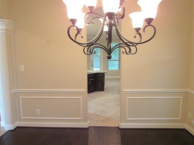 Building Photo - 13902 Desert Trace Ct