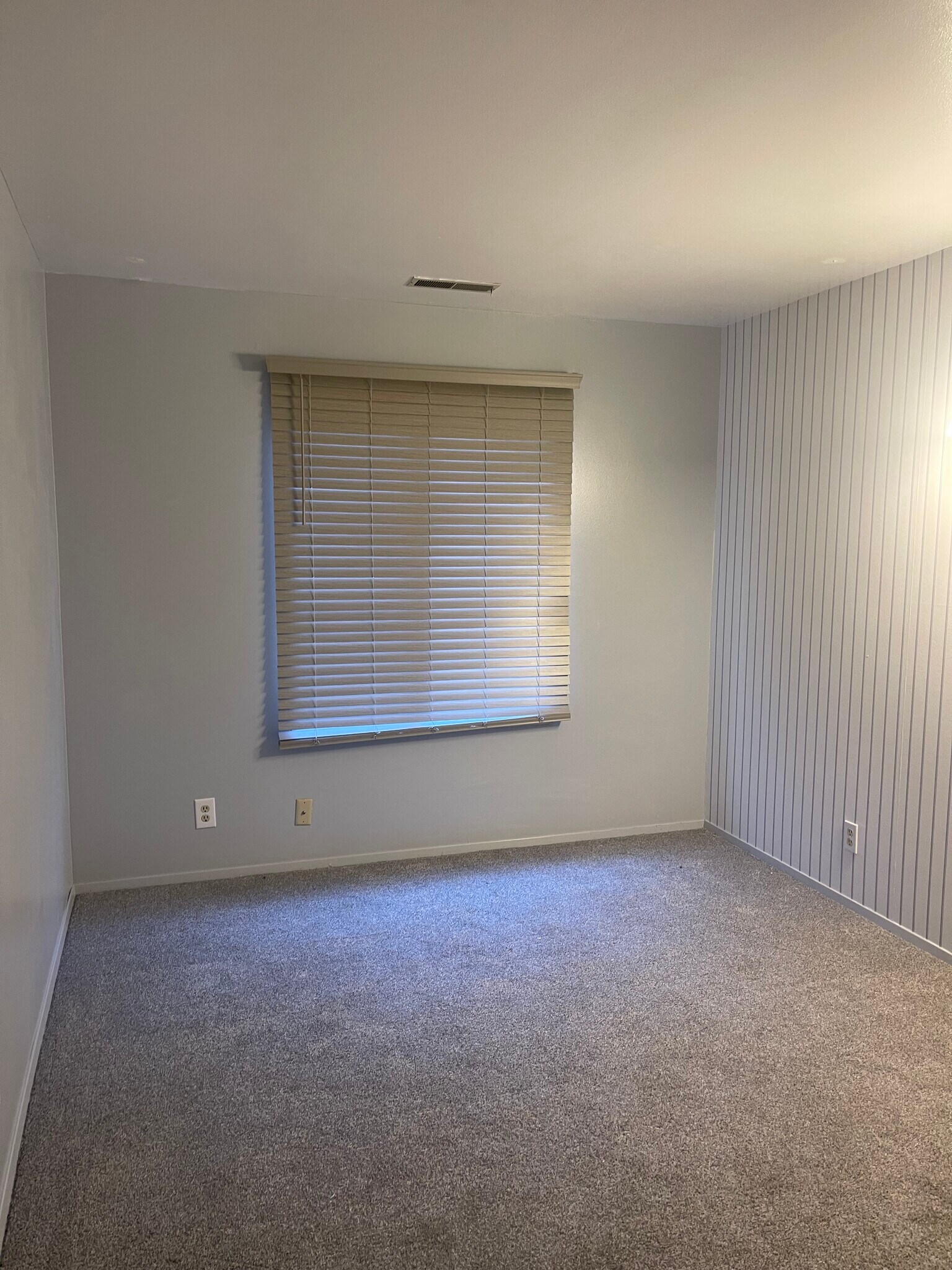 bedroom - 167 E 100 N