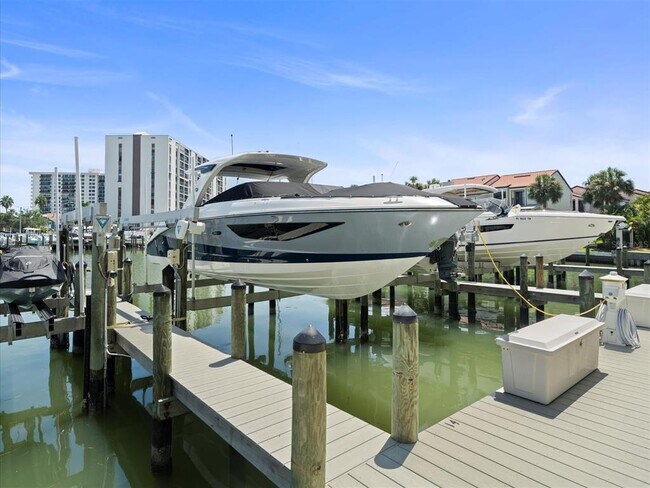 Building Photo - 202 Windward Passage