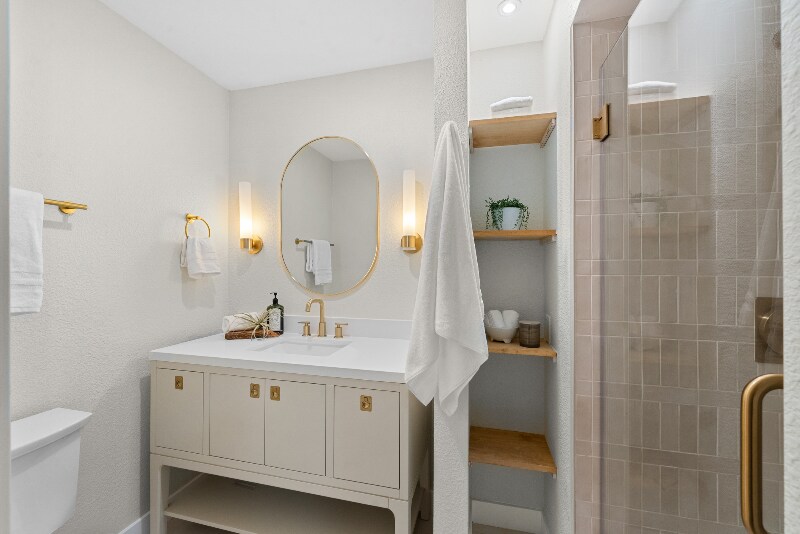 Building Photo - 2928 Gaviota Cir