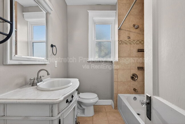 Building Photo - 4762 Alma Ave